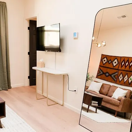 Come Relax At The Arno Lofts! Unit B